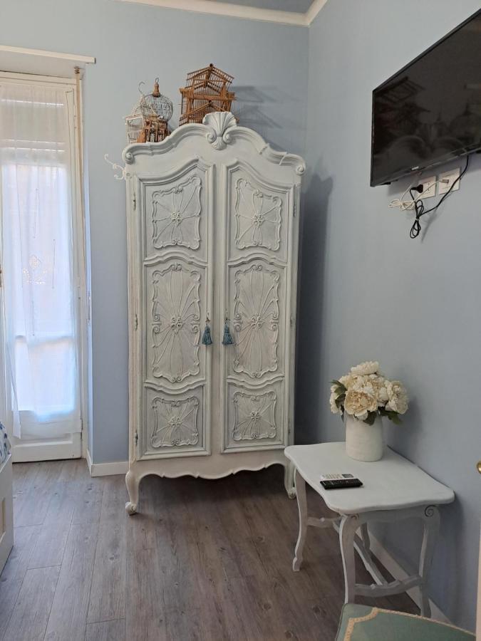 Marie Antoinette-pala Alpitour- Private Parking Apartment Turin